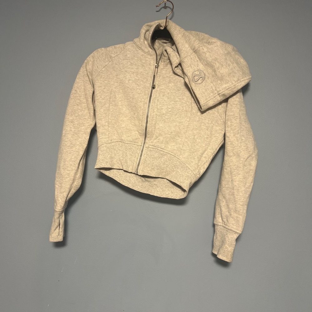 Lululemon Scuba full zip cropped hoodie - Picture 2 of 4